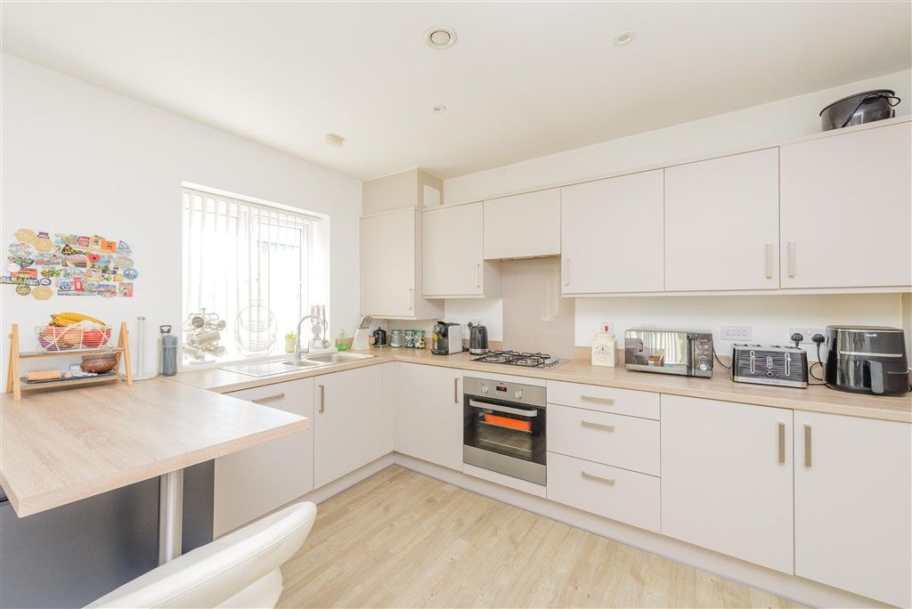Property photo 3 of 6 Kitchen/Lounge/ Diner