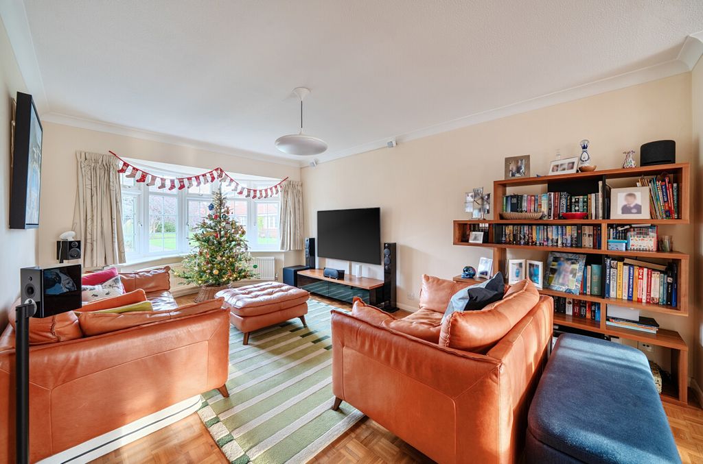 Property photo 2 of 23 1388482-13-69495A...