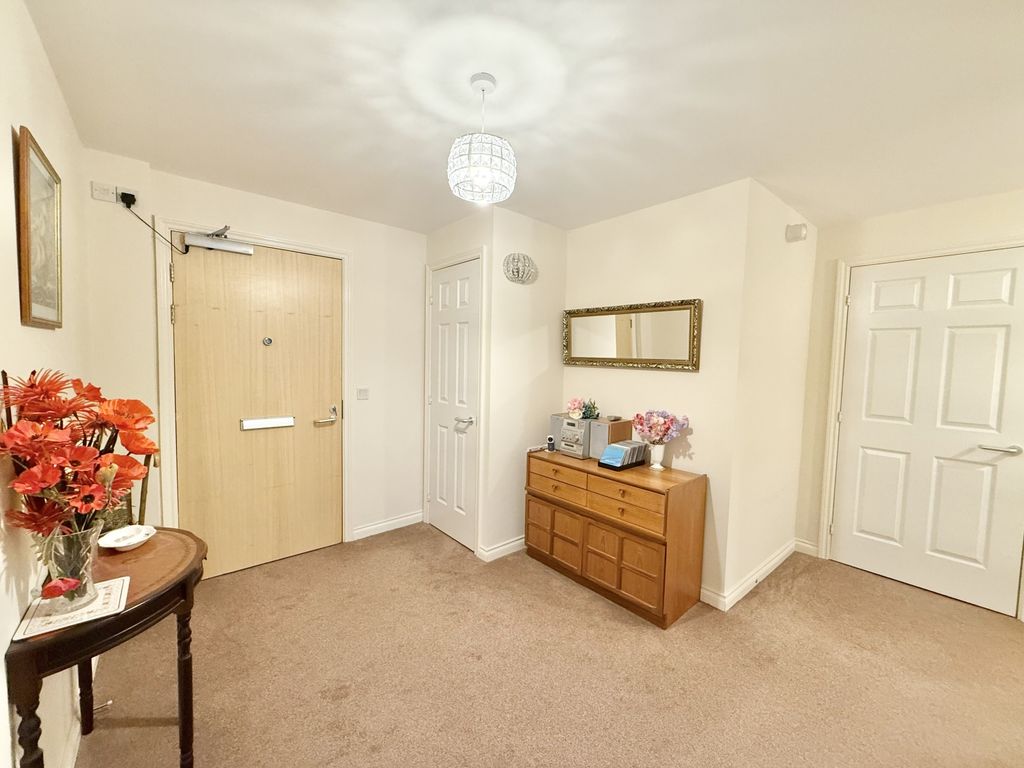 Property photo 3 of 16 Img_7108