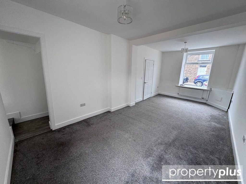Property photo 3 of 11 Picture No. 07