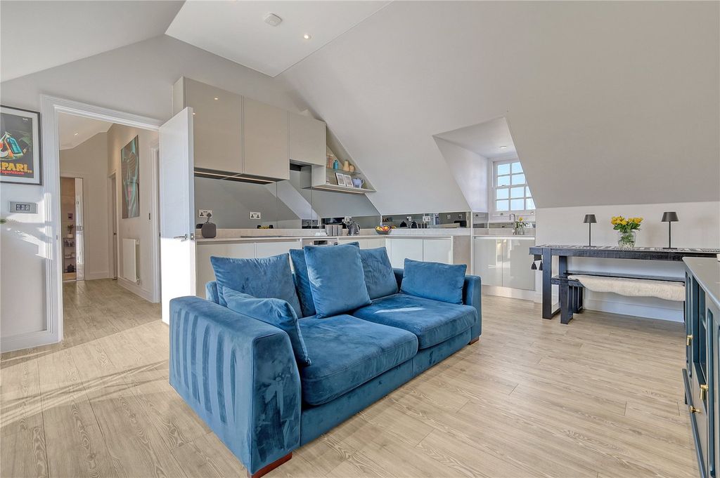 Property photo 3 of 12 Open Plan Living