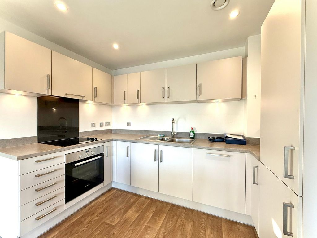 Property photo 3 of 13