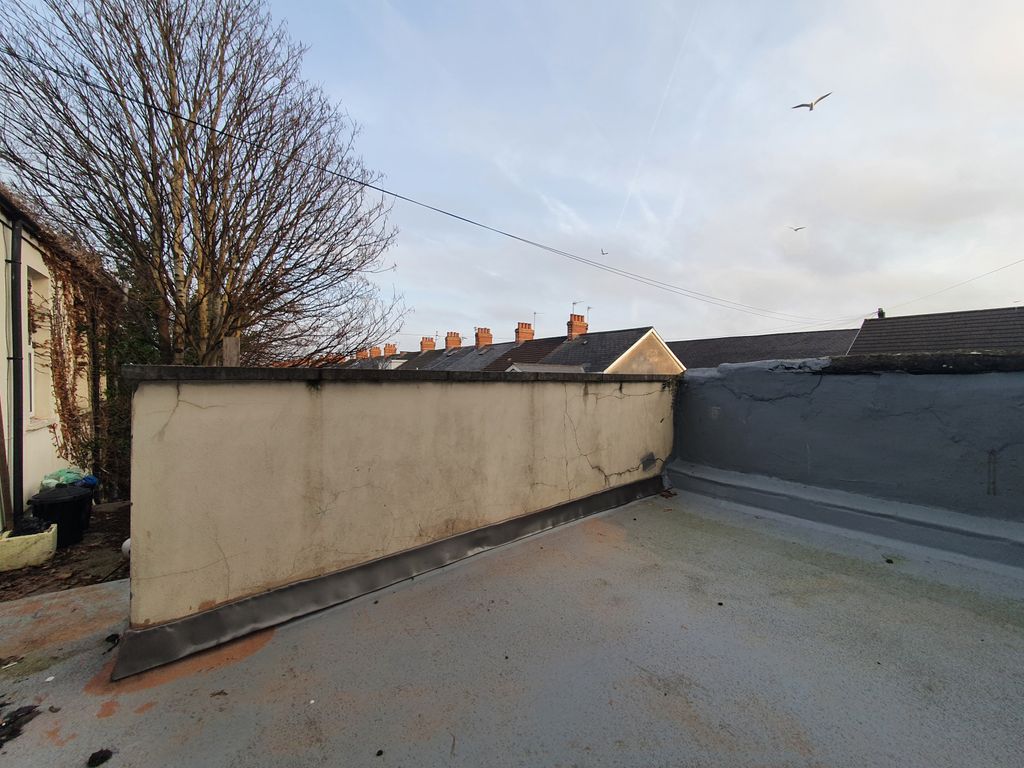 Property photo 3 of 8 Gallery