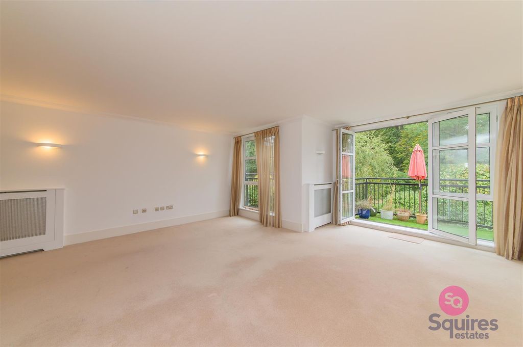 Property photo 3 of 30