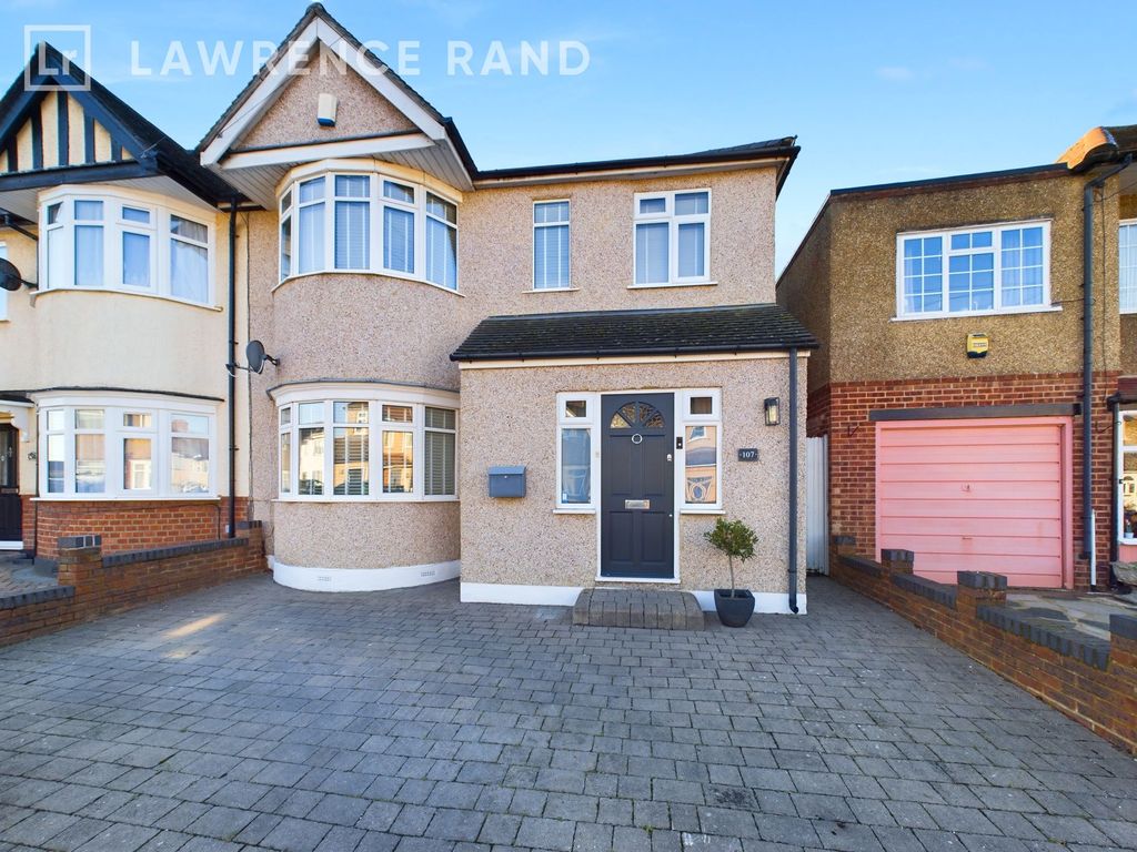 Property photo 1 of 27