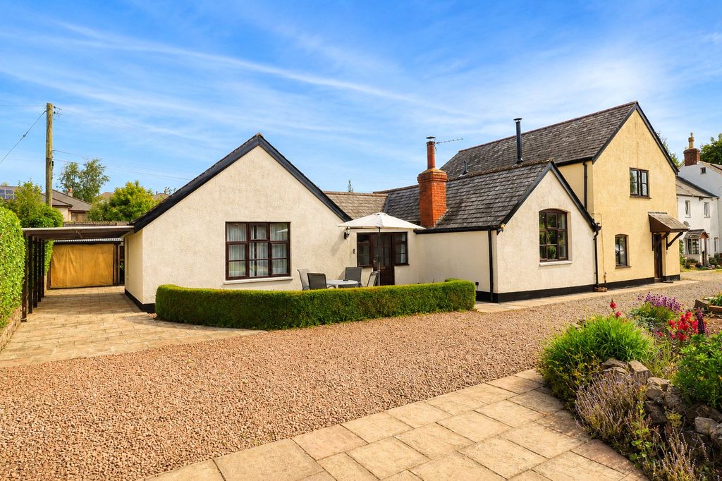 Property photo 1 of 27 1 - Picture No. 20