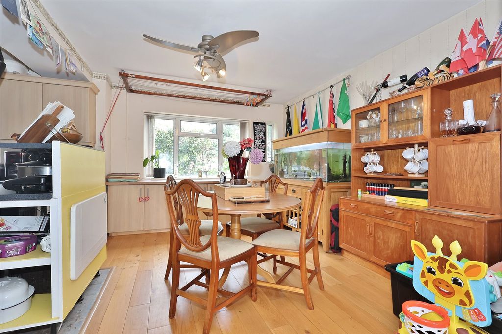 Property photo 3 of 13 Picture 3