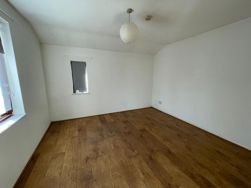 Property photo 1 of 6 Photo 1