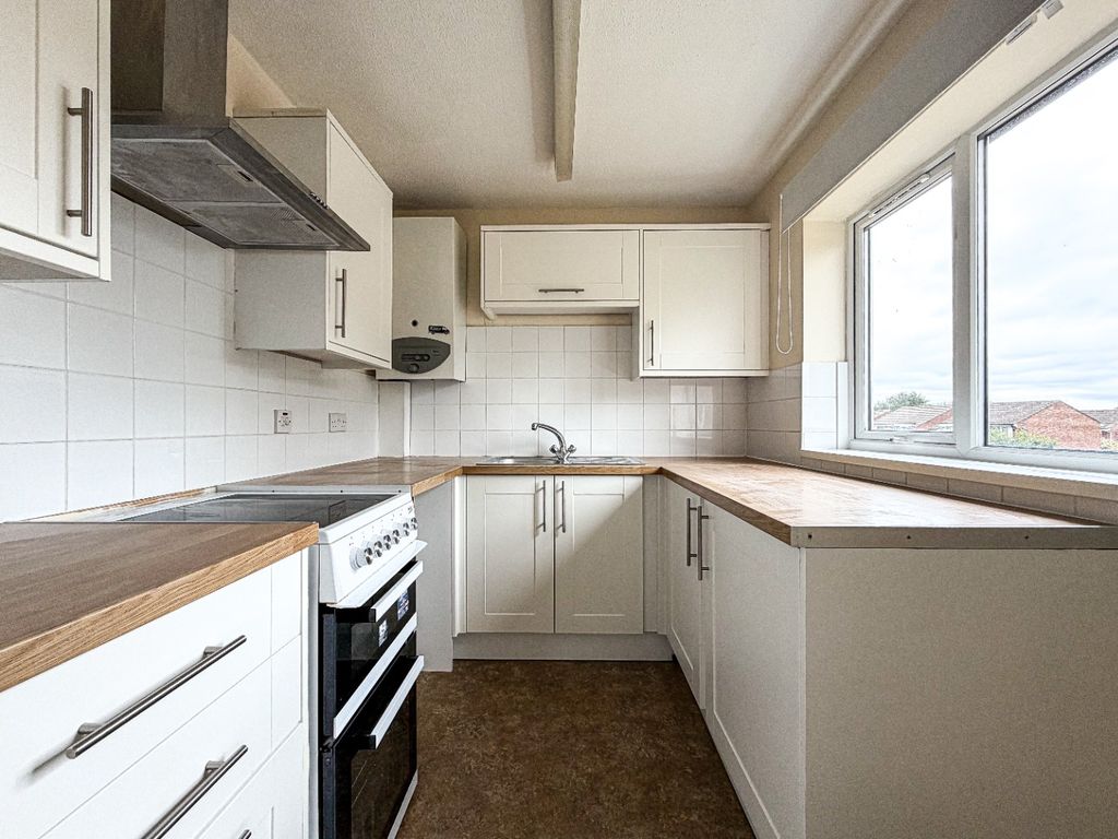 Property photo 2 of 10 5279612