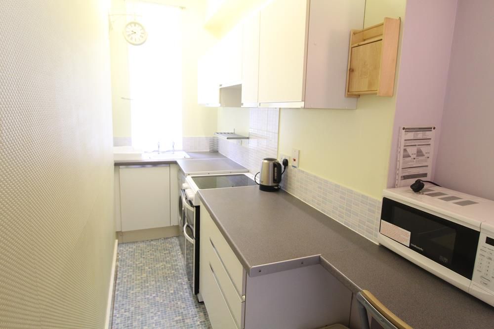 Property photo 2 of 5 Kitchen