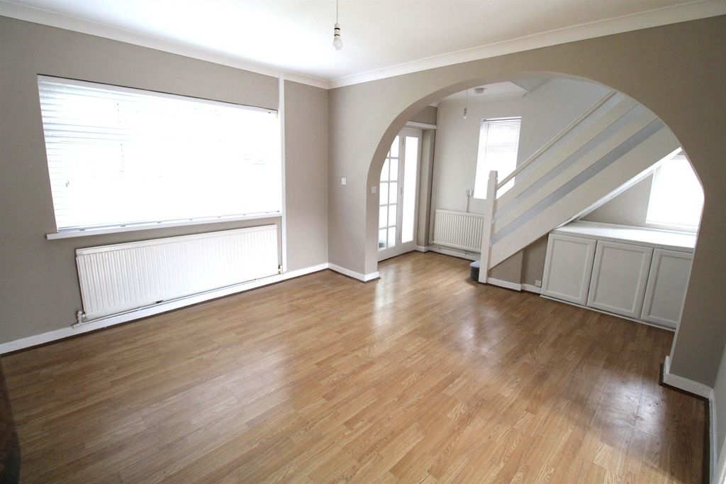 Property photo 2 of 16 Open Plan Lounge-Dining Area