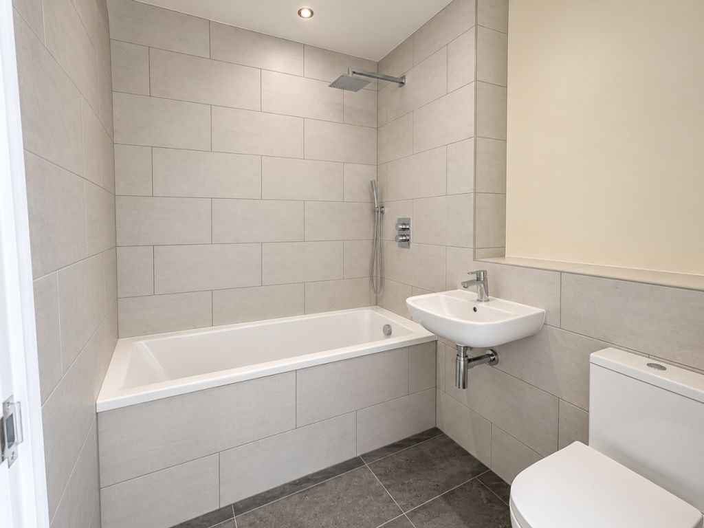Property photo 3 of 4
