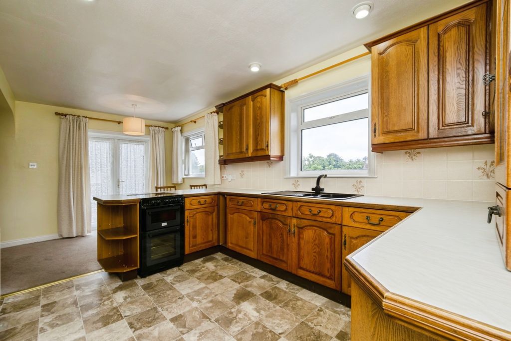 Property photo 2 of 13 Photo