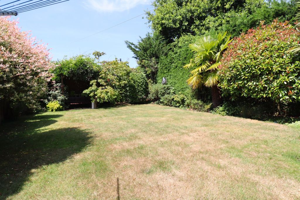 Property photo 3 of 29