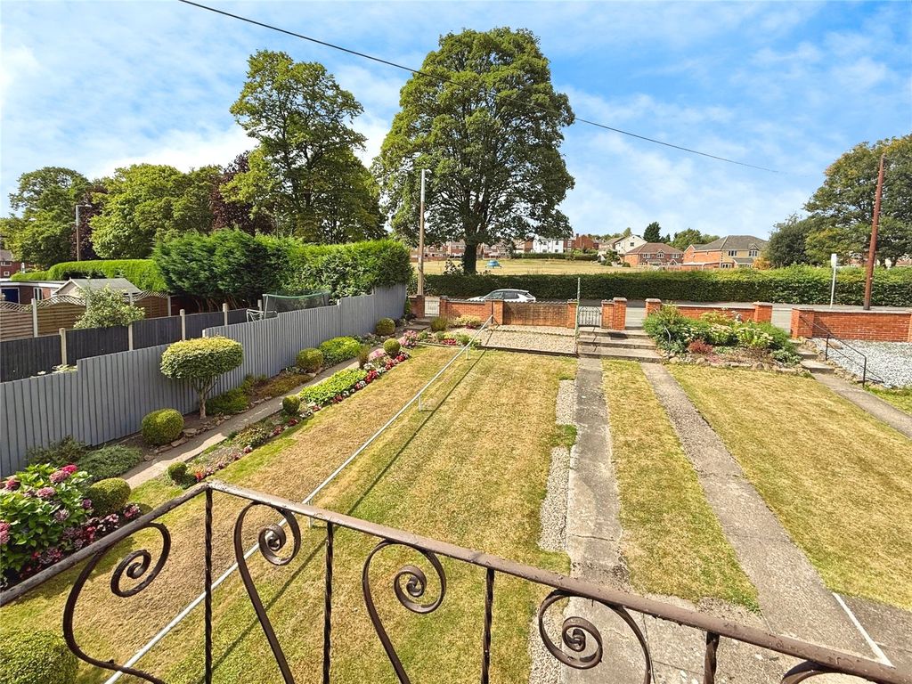 Property photo 2 of 19 Picture No. 08