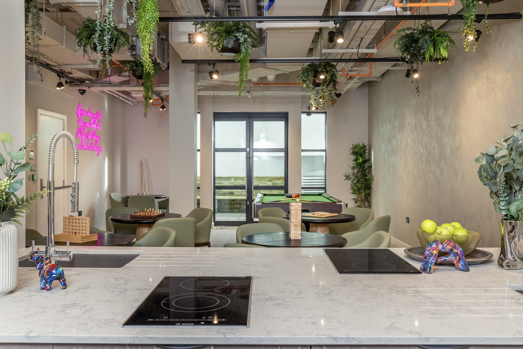 Property photo 3 of 24