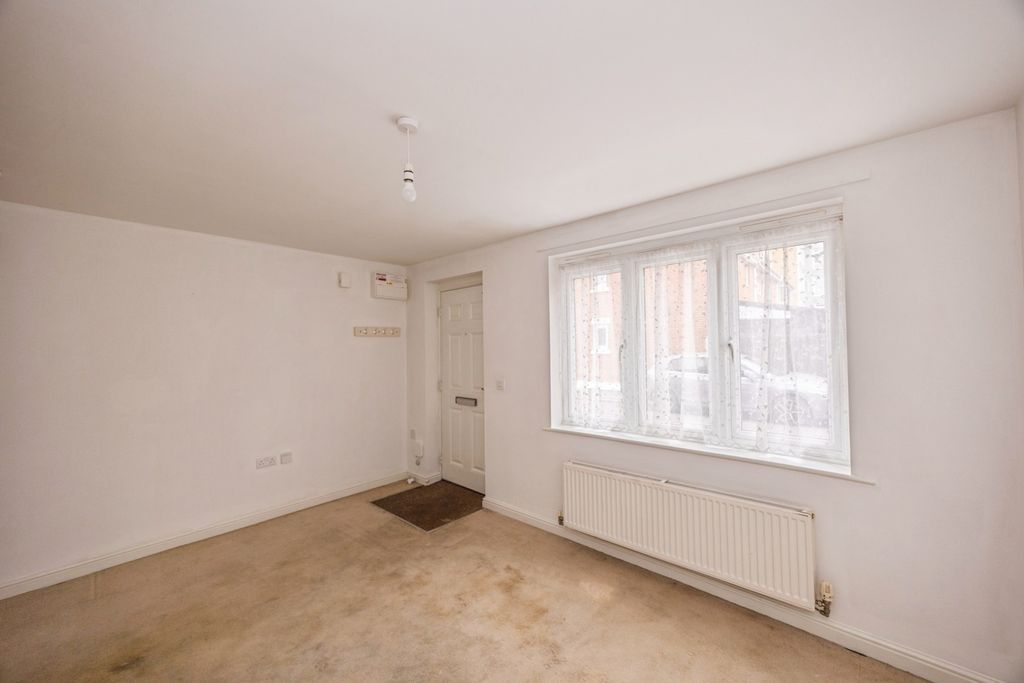 Property photo 2 of 20 Pbox-Img.Jpg