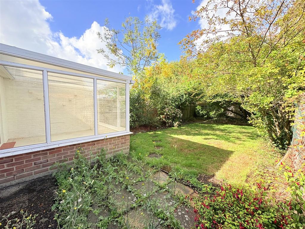 Property photo 2 of 16 Img_2106.Jpg