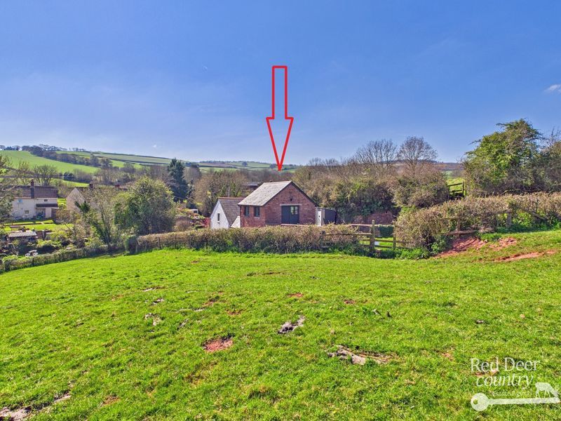 Property photo 2 of 43 Arrow