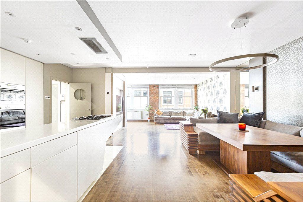 Property photo 2 of 23 Reception