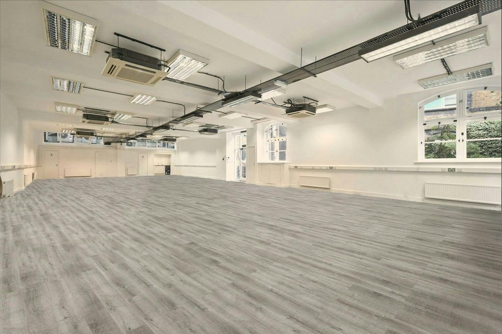 Property photo 3 of 9 007.Jpg