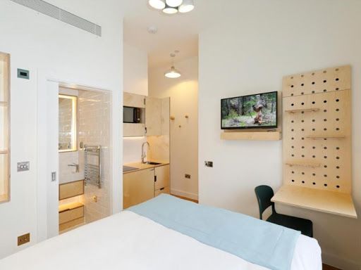 Property photo 3 of 8