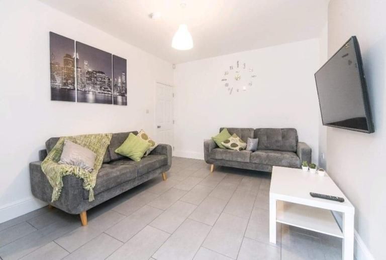 Property photo 3 of 6