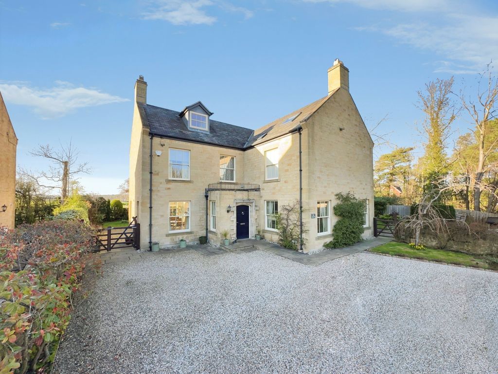 Property photo 1 of 36 Photo 17