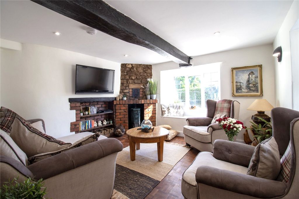 Property photo 2 of 33 Picture No. 47