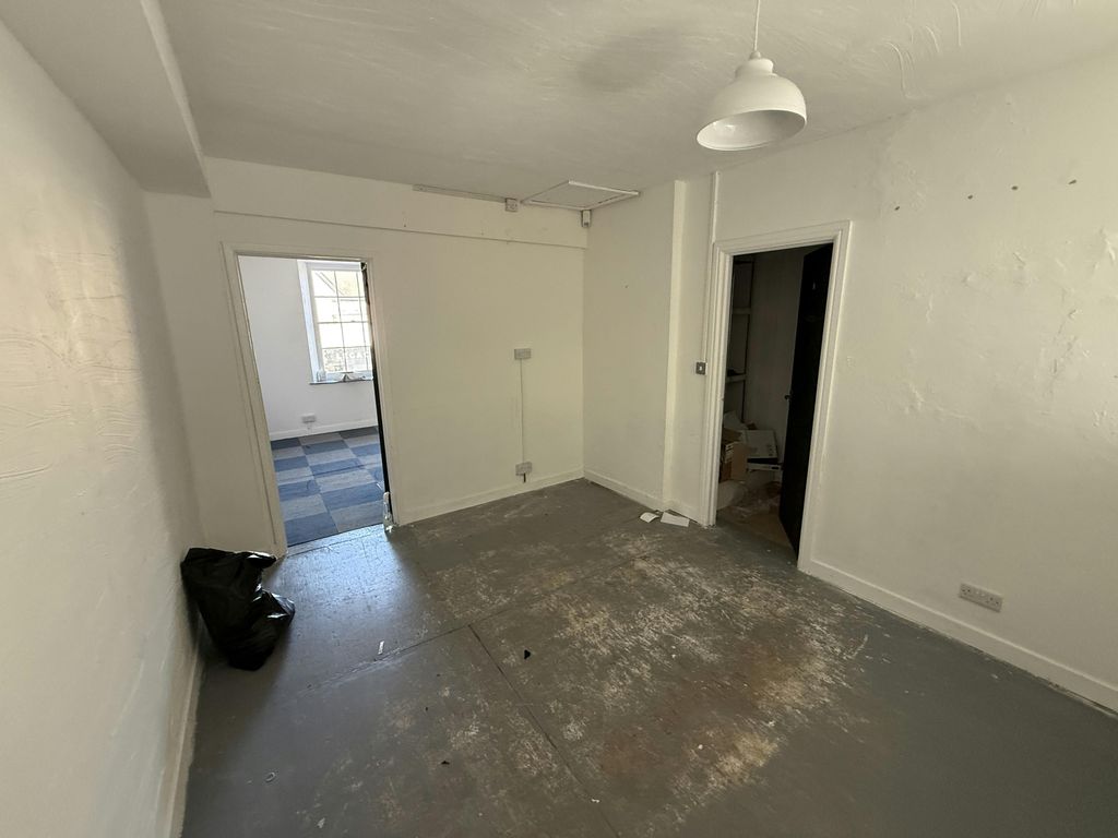 Property photo 3 of 4 Img_9475.Jpg