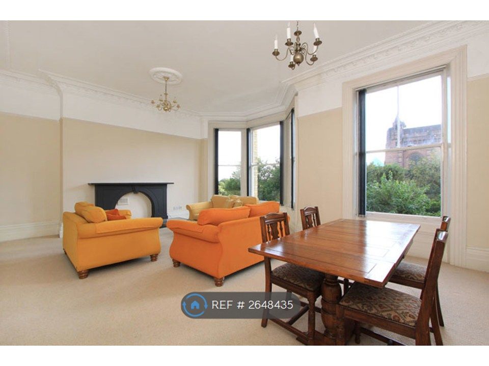 Property photo 2 of 12 Living Room