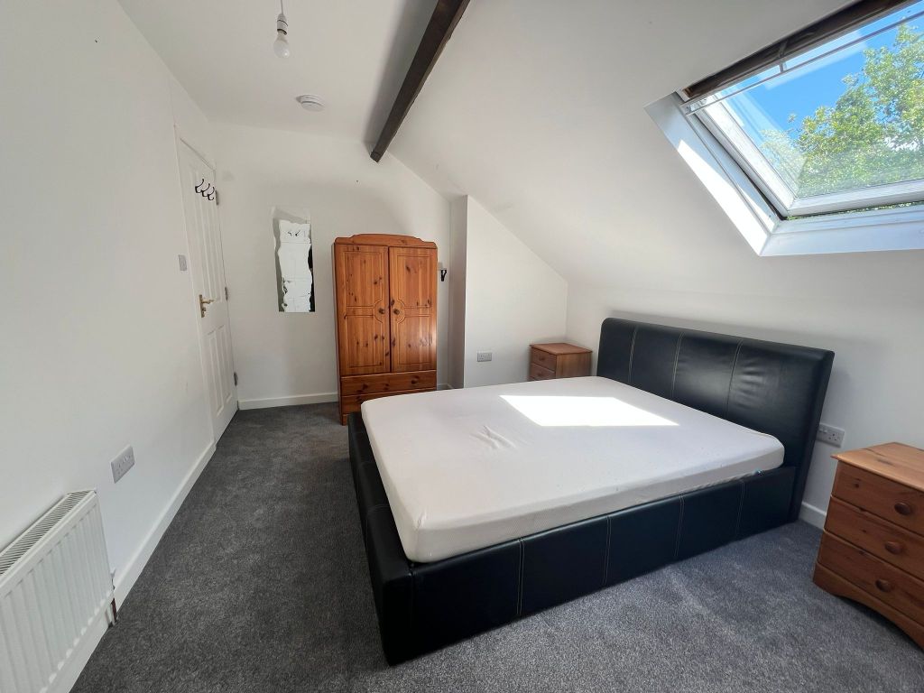 Property photo 1 of 4