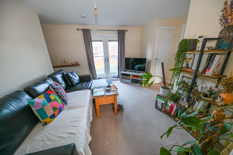 Property photo 3 of 12 Photo 6