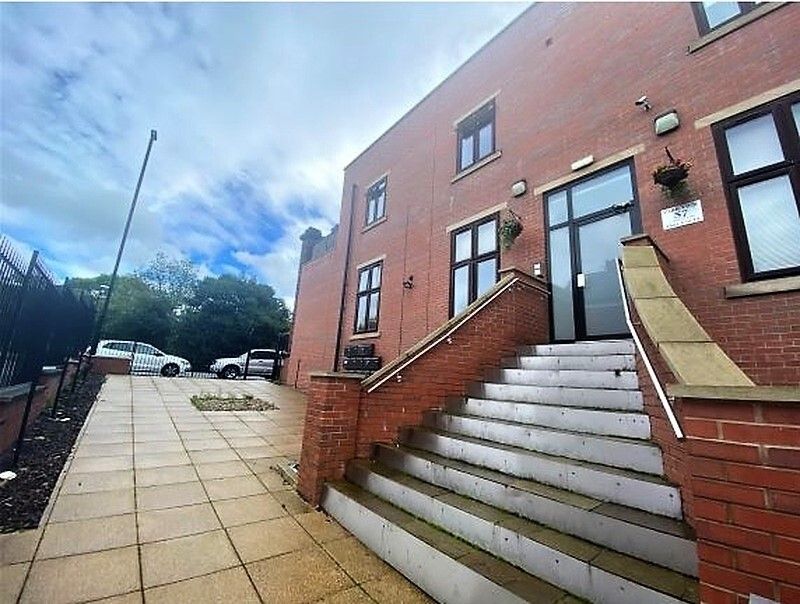 Property photo 1 of 10