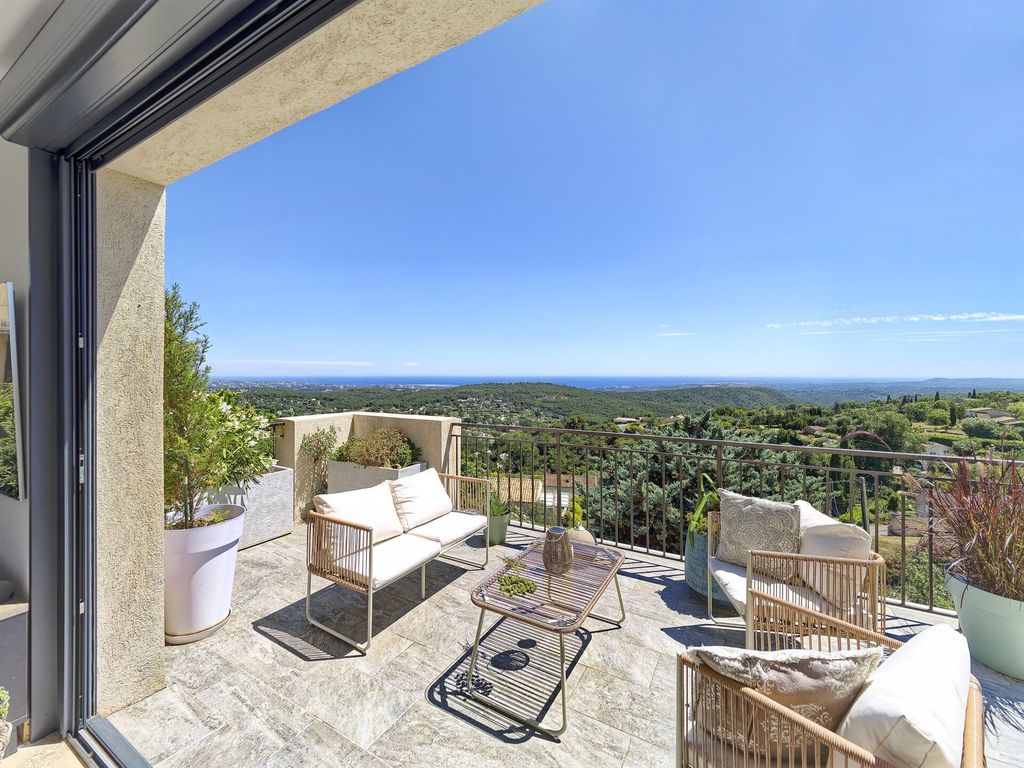 Property photo 1 of 19 Superb Property - 223m2 - Panoramic Sea View - Tourrettes-Sur-Loup