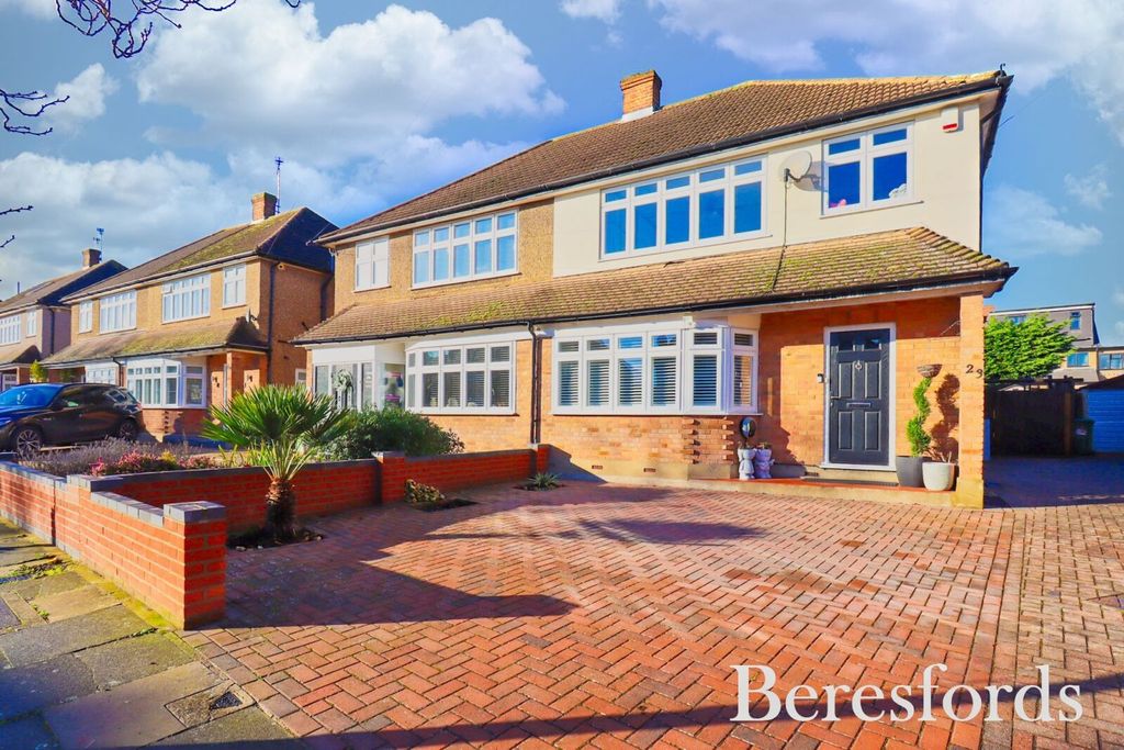 Property photo 1 of 30 Front