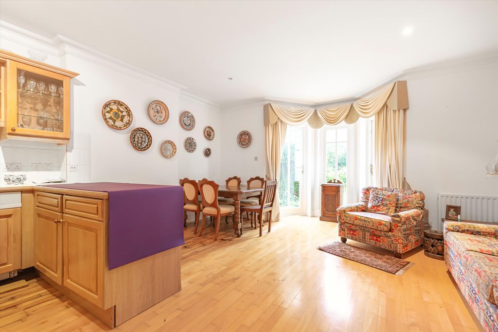 Property photo 2 of 10 Image