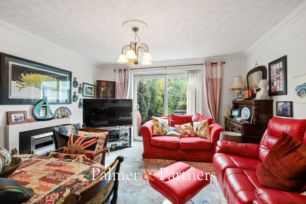 Property photo 2 of 10 Picture No. 04