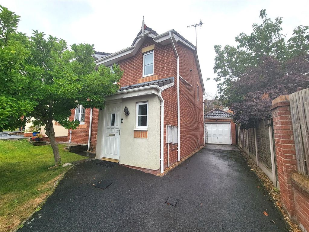 Property photo 1 of 12 Front