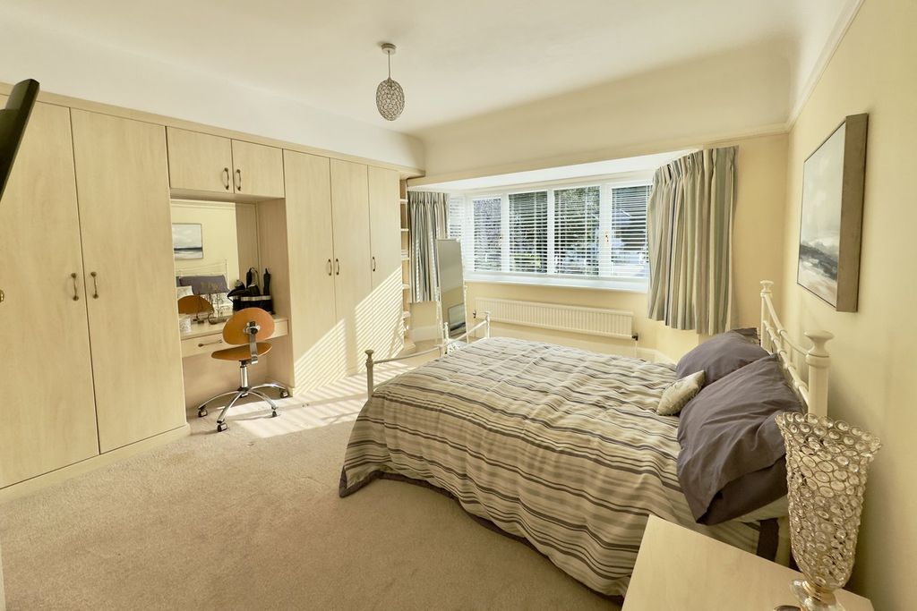 Additional image 16 of 5 bed detached house for saleElgin Road, Talbot Woods, Bournemouth BH4