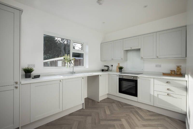 Property photo 2 of 14 Kitchen