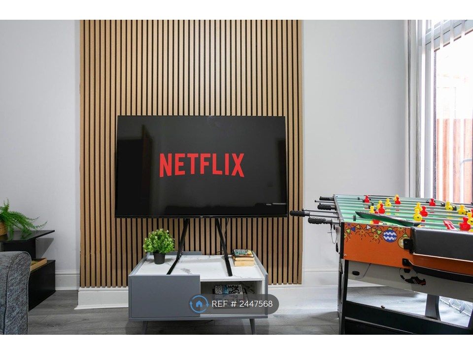 Property photo 1 of 35