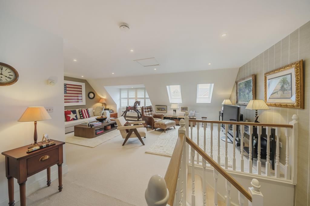 Property photo 2 of 13 Second Floor Reception Room