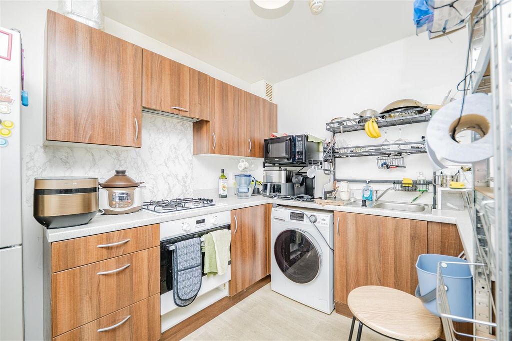 Property photo 2 of 14 P1398839.Jpg