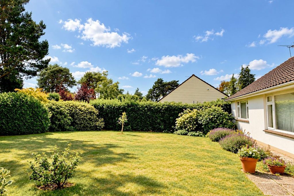 Property photo 3 of 11 Oaks Drive Photo October (2)