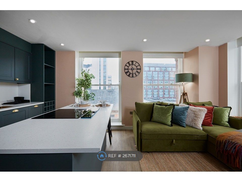 Property photo 2 of 31