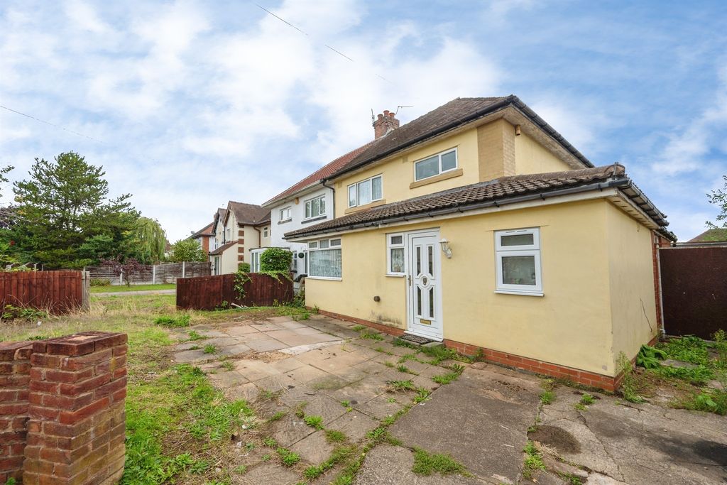 Property photo 1 of 18