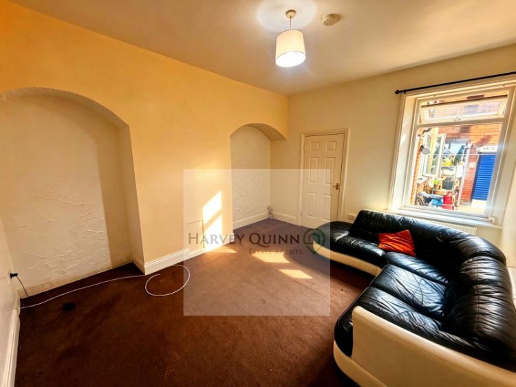 Property photo 1 of 5 Living Room