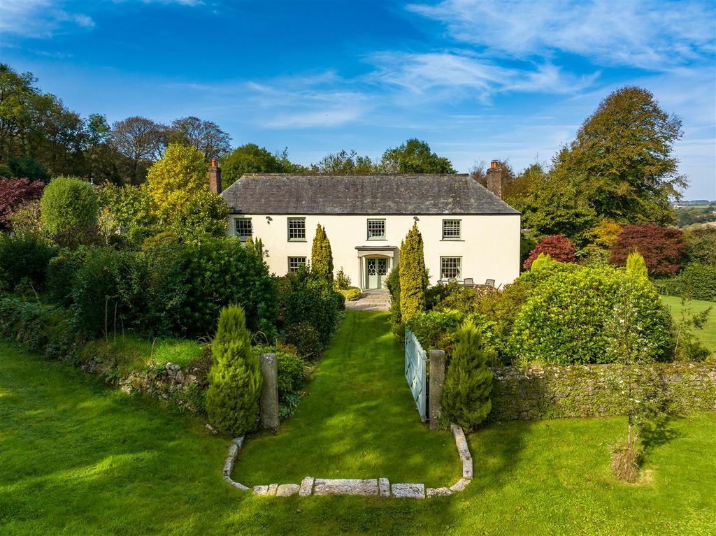 Property photo 1 of 30
