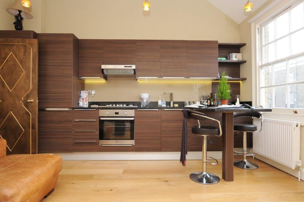 Property photo 3 of 4 Kitchen